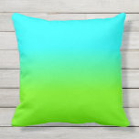 Neon Aqua en Neon Green Ombré Shade Color Fade Buitenkussen<br><div class="desc">Neon Aqua en Neon Green Ombré Shade Color Fade</div>