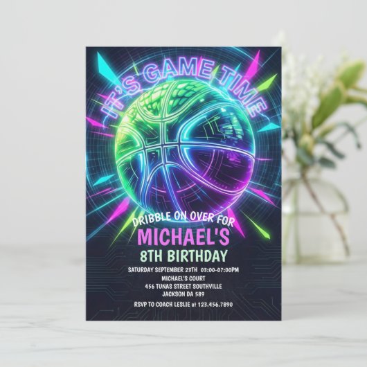 Neon Basketbal Verjaardagsuitnodiging Kaart (Staand voorkant)
