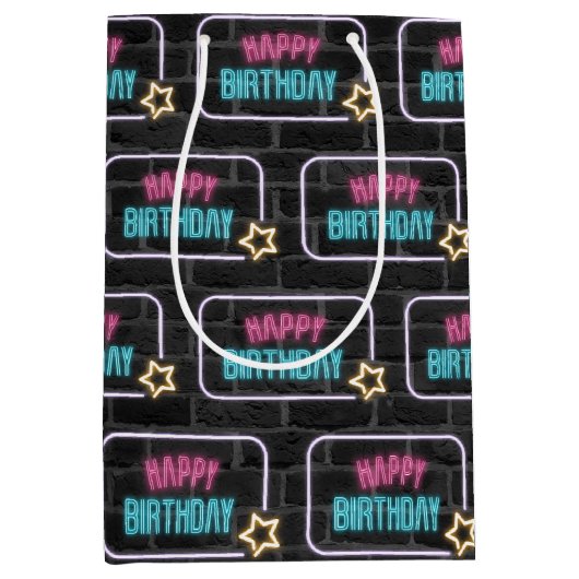 Neon Birthday Marquee op Brick Medium Cadeauzakje (Voorkant)