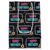 Neon Birthday Marquee op Brick Medium Cadeauzakje (Achterkant)