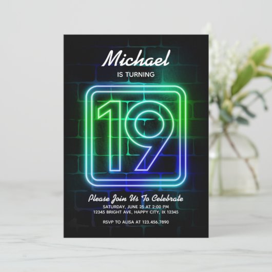 Neon Birthday-uitnodiging voor jongen 19th Birthda Kaart (Staand voorkant)