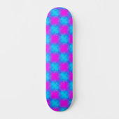 Neon blauw & roze geruit patroon persoonlijk skateboard (Voorkant)