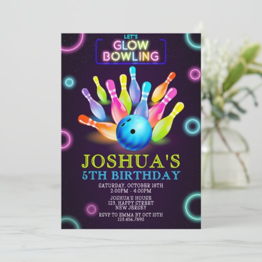 Neon Bowling verjaardagsuitnodiging. Neon invite Kaart (Staand voorkant)