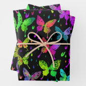 Neon Butterflies op Black Background Vibrant Inpakpapier Vel (In situ)