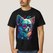 Neon Chihuahua in Zonnebril Cool Psychedelic Dog T-shirt (Voorkant)