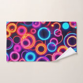 Neon Circles: een levendig visueel feest Bad Handdoek (Handdoek)