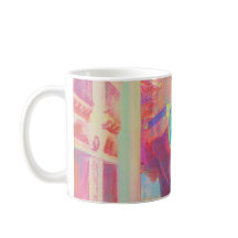 Neon Coastal Beauty met zonnebril