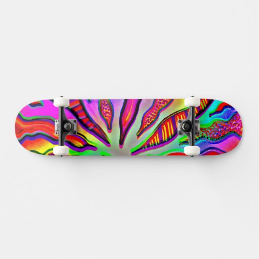 Neon Coral Branch Skateboard (Horizontaal)