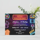 Neon Film Nacht Verjaardagsfeestuitnodiging Kaart (Staand voorkant)