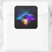 Neon Firefly op zwart Vierkante Sticker (Tas)