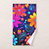 Neon Floral Fantasy Bad Handdoek (Handdoek)