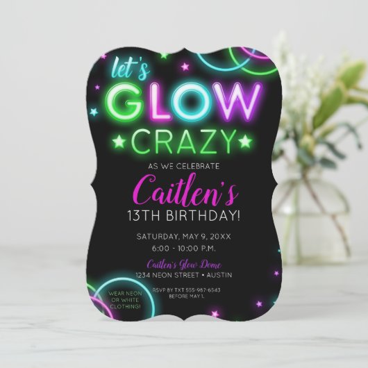 Neon Glow Crazy Girl Party Verjaardag Uitnodiging (Staand voorkant)