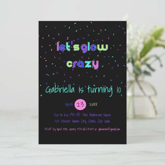 Neon Glow in the Dark Birthday Party Invitation Kaart (Staand voorkant)