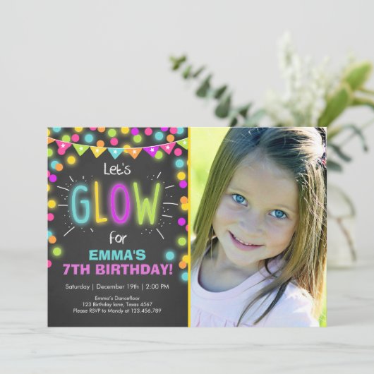 Neon Glow in the Dark Verjaardagsuitnodiging Kaart (Staand voorkant)