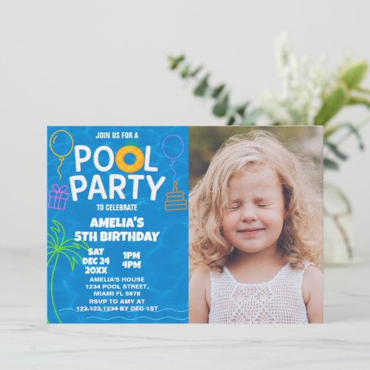 Neon Glow Pool Party Uitnodiging voor verjaardag (Staand voorkant)