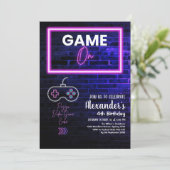 Neon Glow Retro Arcade Gaming Birthday Party Kaart (Staand voorkant)