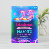 Neon Glow-sneakerfeest uitnodiging (Staand voorkant)