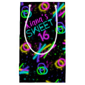 Neon Glow Stick Sweet 16 Name ID760 Klein Cadeauzakje (Voorkant)