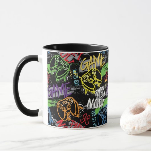 Neon Graffiti Gaming Patroon Mok (Met donut)