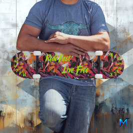 Neon Graffiti & Gele 'Ride Fast Live Free' Motto Persoonlijk Skateboard