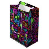 Neon Graffiti Straatkunst Collage Patroon Medium Cadeauzakje (Voorkant Gekanteld)