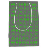 Neon Green Aliens Medium Gift Bag Cadeauzakje (Voorkant)