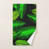 Neon Green Leaves Art. Bad Handdoek (Handdoek)