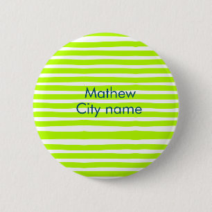 Neon groen geel retro strepen voeg naam stad toe ronde button 5,7 cm