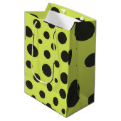 Neon Groen met Zwarte Polka Dots Waterverf Medium Cadeauzakje (Voorkant Gekanteld)