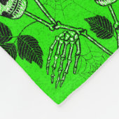 Neon groene bloem gotische schedel fleece deken (Hoek)