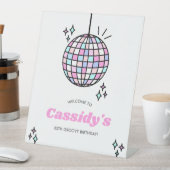 Neon Groovy Disco Ball Reclamebord Met Voetstuk (Insitu)