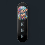 *~* Neon Haar Regenboog Troll AP89 Initiaal Persoonlijk Skateboard<br><div class="desc">(Zoekcode AP89 voor Troll items en AP88 voor middeleeuwse thema items ) Gemakkelijk overzetten naar andere Zazzle producten. ZWARTE achtergrond Skateboard. De felle en o zo vrolijke NEON Rainbow kleuren poppen gewoon de TROLL afbeeldingen en LETTERS. Pas/personaliseer uw INITIALEN/MONOGRAM aan. Whimsical Schattig Schattige grappig lang haar trol. Heldere en opvallende...</div>