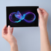 Neon Infinity Symbool met gloeiende Hummingbird Flyer (Hand)