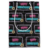 Neon Jubileum Marquee op Brick Medium Cadeauzakje (Voorkant)