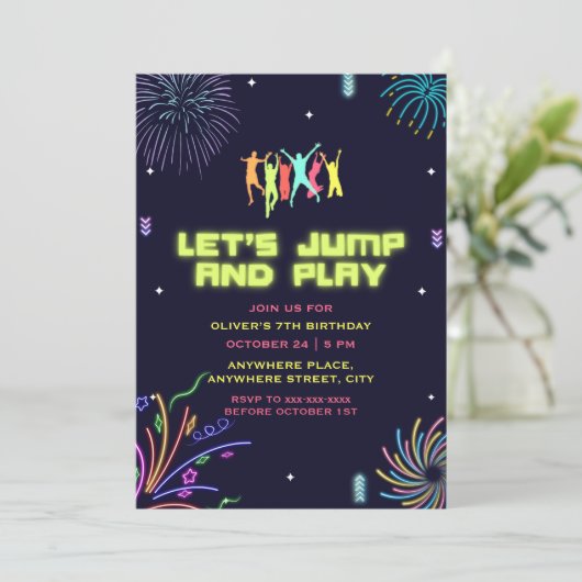 Neon kinder trampolinepark verjaardag kaart (Staand voorkant)