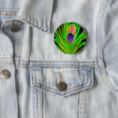 Neon Kleuren Pauwveer Ronde Button 5,7 Cm (In situ)