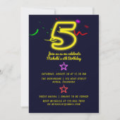 Neon Licht Vijfde Verjaardagsfeest Uitnodiging (Voorkant)