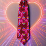 Neon Liefde - Rood Stropdas<br><div class="desc">Introductie van ons Mannen-Stropdas met een speels patroon van neon regenboog liefdesharten op een dieprode achtergrond. Dit stropdas is perfect voor het toevoegen van een pop kleur aan uw outfit en het uiten van uw leuke en levendige persoonlijkheid. Onderscheid je van de menigte met deze opvallende accessoire die zeker een...</div>