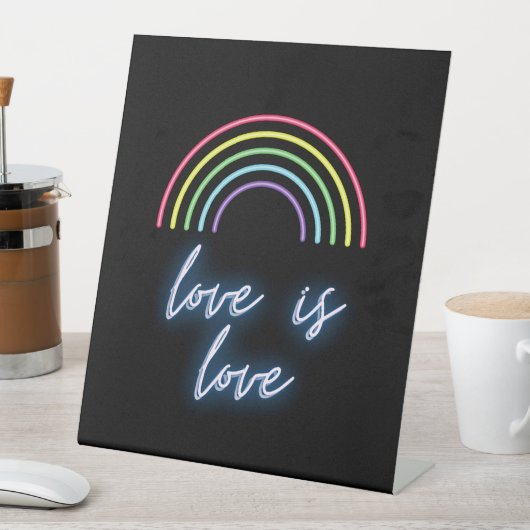 Neon Love is Love Rainbow Reclamebord Met Voetstuk (Insitu)