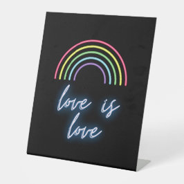 Neon Love is Love Rainbow Reclamebord Met Voetstuk