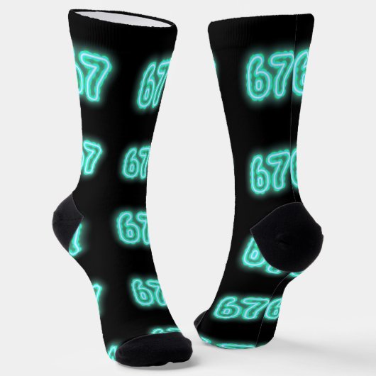Neon Number 67 Socks, 6-7 Meme Gift, 6-7 Socks Sokken (Gebogen)
