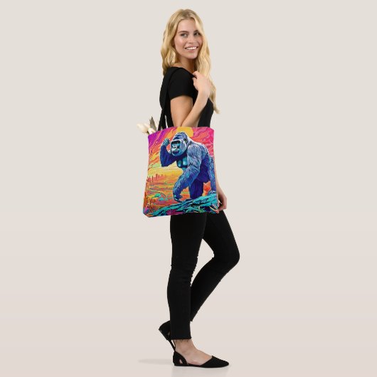 Neon Oerwoud Gorilla Urban Fantasy Tote Bag (Op model)