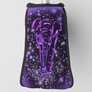 Neon Paars roze olifant loopt op Sterrennacht Golfheadcover