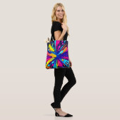Neon Paint Explosion op Donker Canvas Tote Bag (Op model)