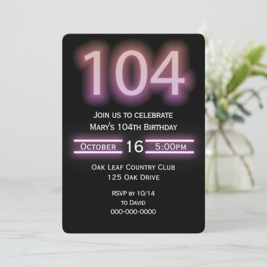 Neon Pink 104th Verjaardagsfeestuitnodiging Kaart (Staand voorkant)