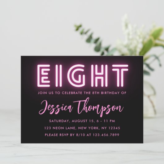Neon Pink 8e verjaardag Uitnodiging (Staand voorkant)