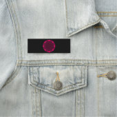 Neon Pink Circle Spiro Naam Tag – (In situ)