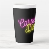 Neon Pink en Yellow Carpe Diem Latte Mok (Voorkant)