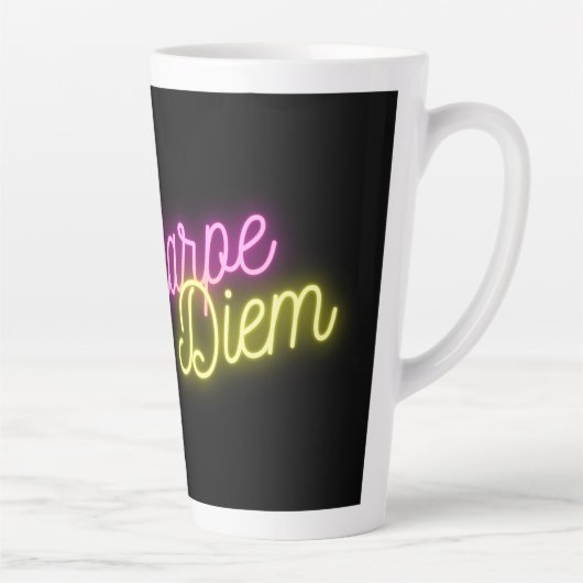 Neon Pink en Yellow Carpe Diem Latte Mok (Rechts)