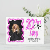 Neon Pink Glow Class of 2025 Foto Afstuderen Kaart (Staand voorkant)
